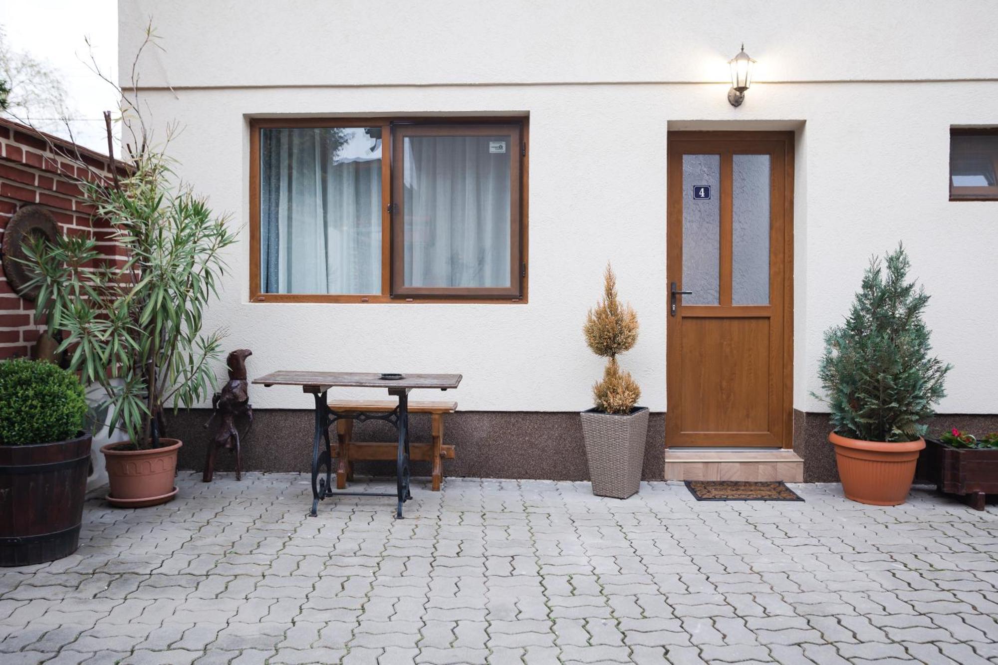Christian Haus Sibiu Hotel Eksteriør billede